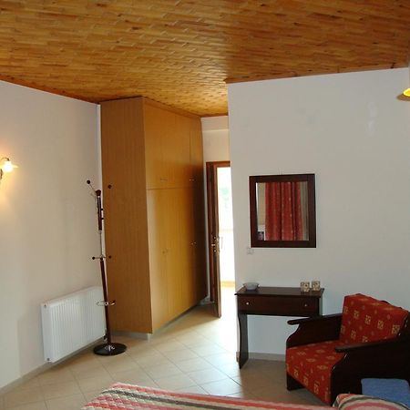 Bistola Guesthouse Vlakhokeraséa Exterior photo