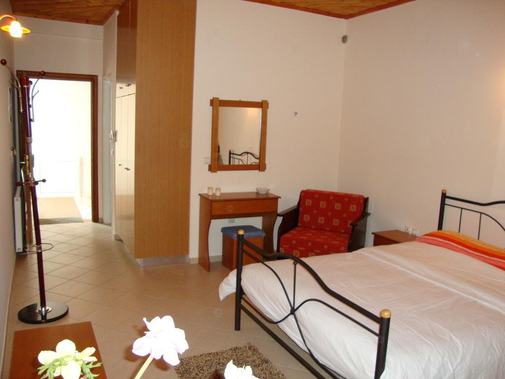 Bistola Guesthouse Vlakhokeraséa Exterior photo